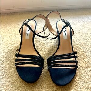 Nina Brand Navy bejeweled heels!